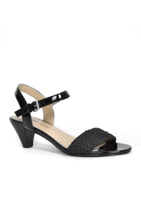 Adrienne Vittadini Carinda Sandal