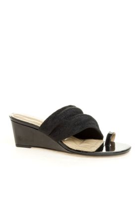 Adrienne Vittadini Chalynn Wedge Sandal