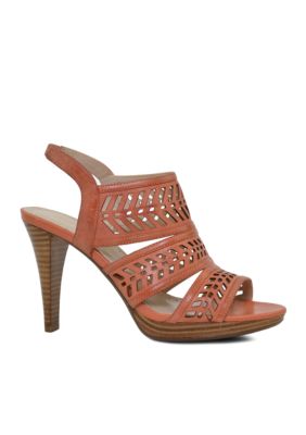 Adrienne Vittadini Prim Sandal