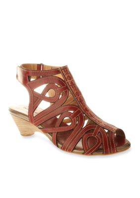 Spring Step Flourish Sandal