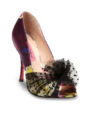 Betsey Johnson Bonnnie Pump