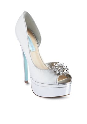 Betsey Johnson Honor Pump