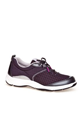 belk orthopedic shoes