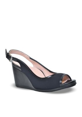 Taryn Rose Darlena Wedge