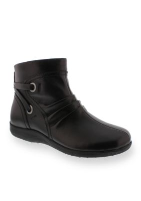 belk baretraps boots
