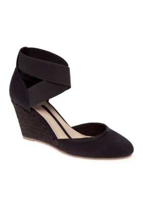 New Directions Gretta Wedge