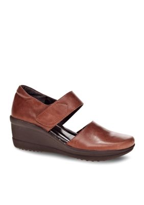 Easy Spirit Morlis Mary Jane Wedges