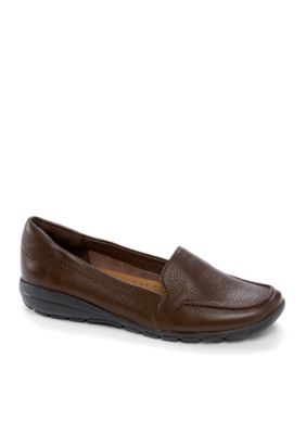 Easy Spirit Abide Flat - Available in Extended Sizes & Widths