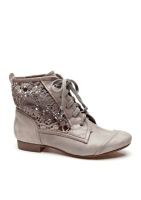 Latigo Frisbee Boot
