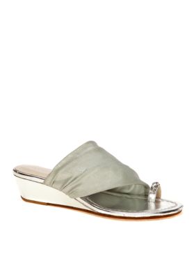 Donald J Pliner Delia Wedge