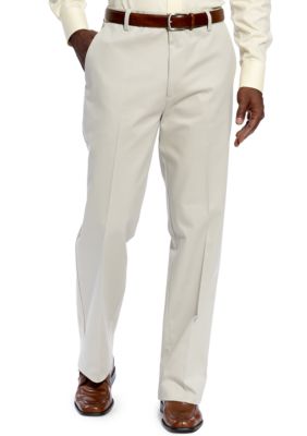Dockers&reg; D3  Classic  Fit Iron Free Flat Front Pants