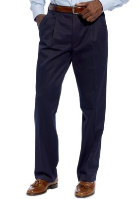 Dockers&reg; D3 Classic Fit  Iron Free Pleated Pants