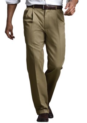 Dockers&reg; Stain Defender Pleat Cuff Pants