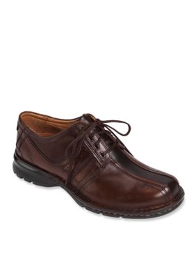 Clarks Touareg Burnis Casual Lace-Up