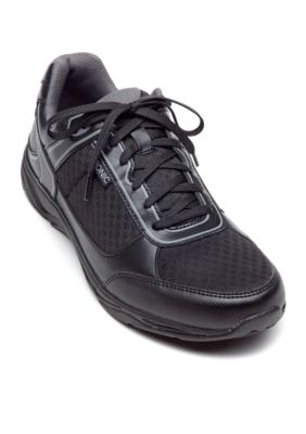 belk mens running shoes