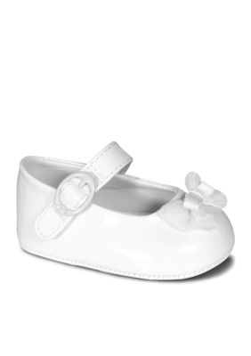 Nursery Rhyme&reg; Ivory Patent Skimmer Infants