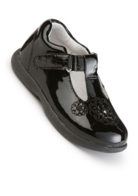 Stride Rite Larissa Black 4-7