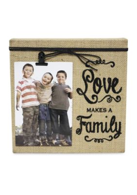 Fetco Home Decor 'Love Makes A Family' Burlap 4x6 Clip Frame