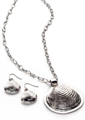 Kim Rogers Sea Shell Pendant Necklace and Earring Set