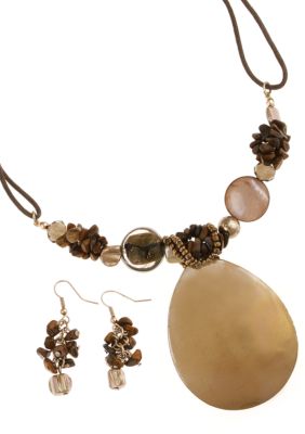 Erica Lyons Necklace and Earrings Set