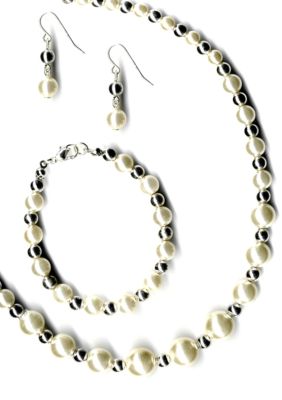 Kim Rogers&reg; Graduated Pearl Neck, Bracelet And Earrings Set