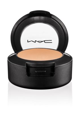 M·A·C Studio Finish SPF 35 Concealer 