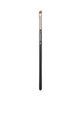 M·A·C 208 Angled Brow Brush
