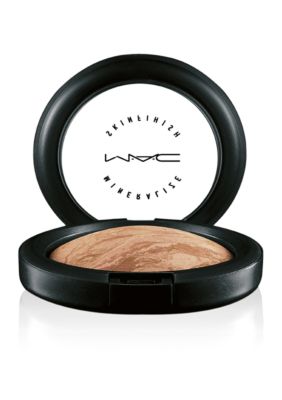 M·A·C Mineralize Skinfinish