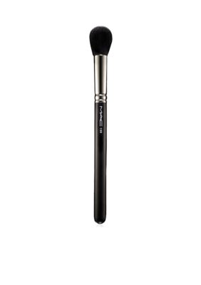M·A·C 109 Small Contour Brush