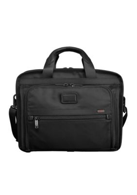 Tumi 