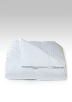 Biltmore&trade; For Your Home 400 thread count Down Alternative Comforter
