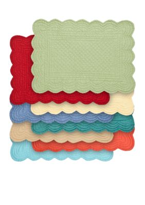 C&F Quilted Scalloped Placemat