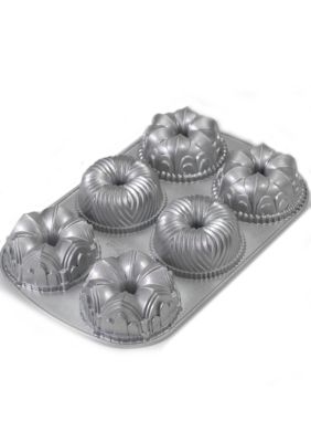 Nordic Ware Garland Bundt Pan - Online Only