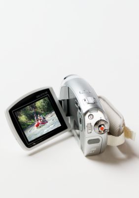 DXG 720p High-Definition Video Camcorder, DXG-517V