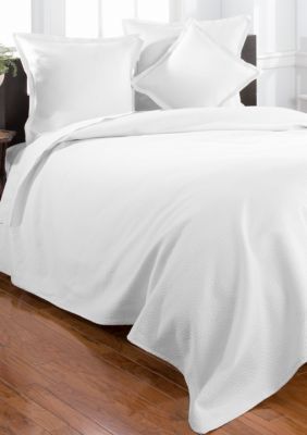 Barbara Barry Cloud Nine Coverlet Bedding Collection