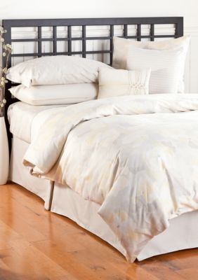 Calvin Klein Poppy Bedding Collection