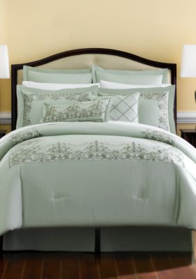Hotel by Biltmore&trade; Gable Comforter Set