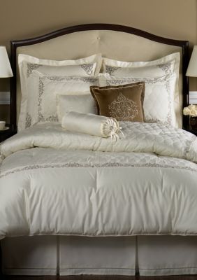 Hotel by Biltmore&trade; Imperial Comforter Set