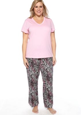 HUE Plus Size Short Sleeve V-Neck Pajama Tee & Plus Size Leopard Lady Capri Length Pajama Pants