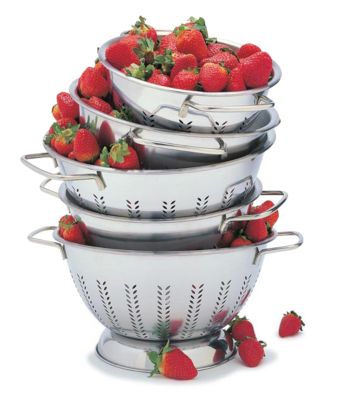 Amco® Stainless Steel 4-Quart Colander