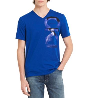 UPC 637865457092 product image for Calvin Klein Men's Vertical CKJ Tee | upcitemdb.com