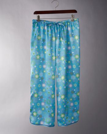 Relativity Women's Satiny Capri Loungewear Bottoms - Blue Floral