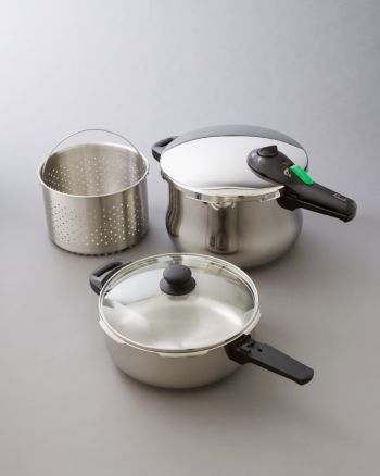 Fagor America Rapida 8-Quart Pressure Cooker + FREE Griddle