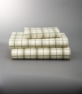 Green Plaid Flannel Sheet Set by LivingQuarters