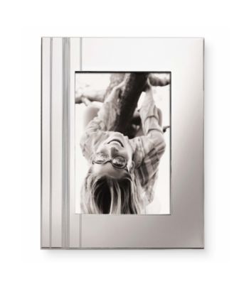 Share your timeless image in a frame that's simply perfect.