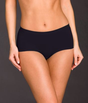 Relativity® Seamless Girlshorts