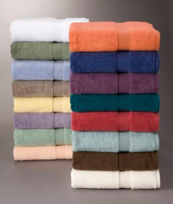 LivingQuarters Zero Twist Towels