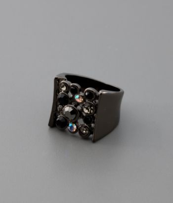 GUESS Crystal & Jet Ring