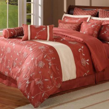 Salem 10-Piece Bedding Ensemble in Red by Central Park