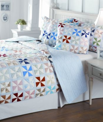 Pinwheel Quilt by LivingQuarters